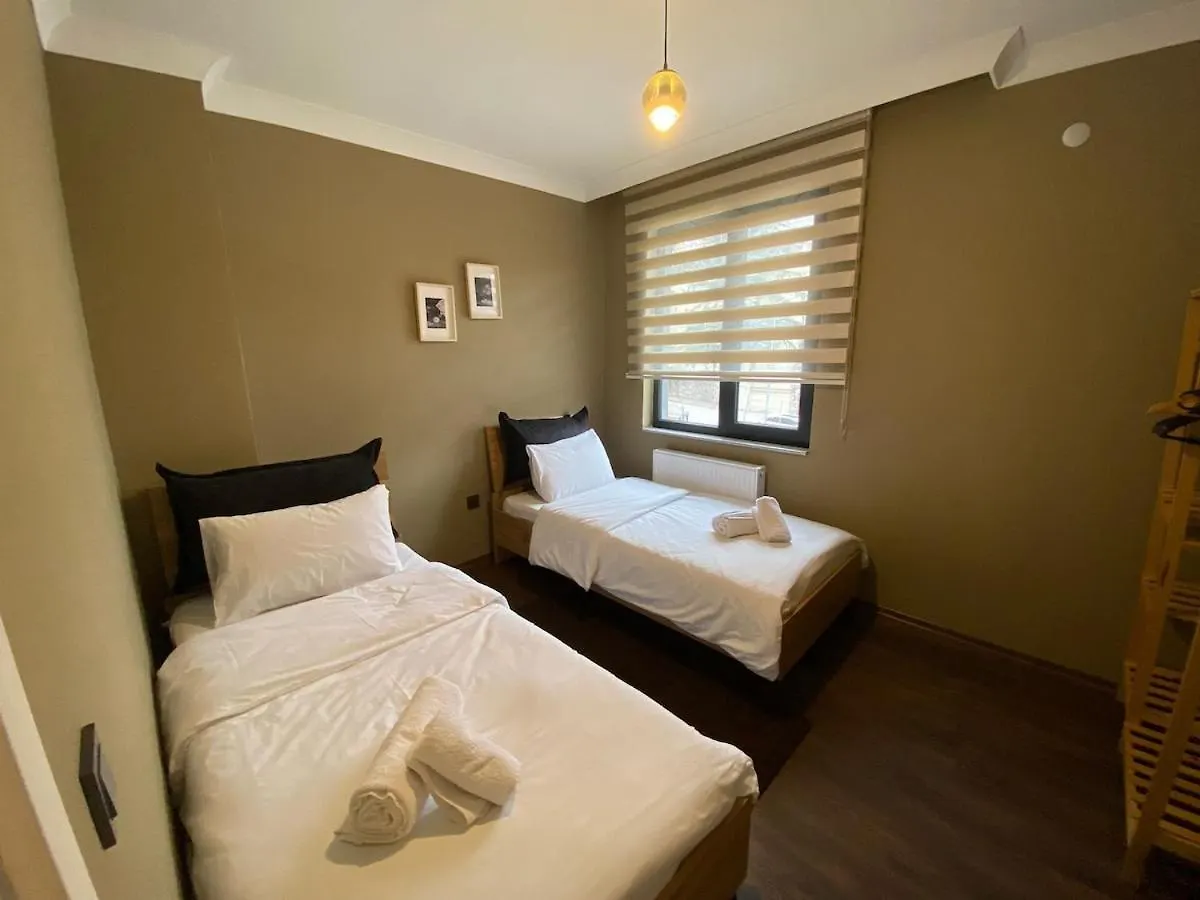 Daire 1007 Central 3 Plus 1 Wide Close To Consulates Ankara